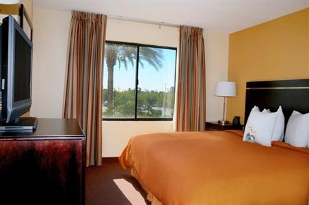 фото отеля Homewood Suites Main Gate Garden Grove