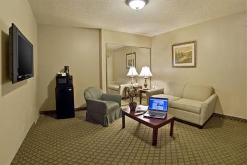 фото отеля BEST WESTERN Los Alamitos Inn and Suites