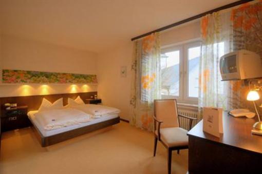 фото отеля Hotel Zur Post Balve