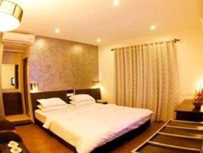 фото отеля Chalet Orchid Bangalore