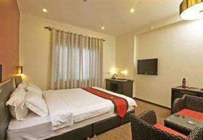 фото отеля Chalet Orchid Bangalore