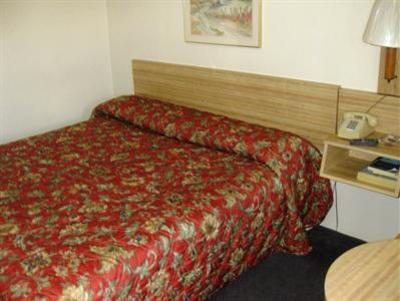 фото отеля Country Hearth Inn Walterboro