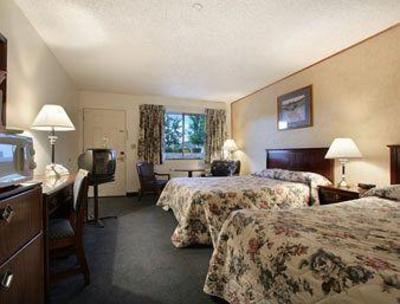 фото отеля Medford Inn