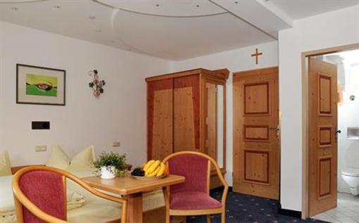 фото отеля Hotel Gasthof Hoelzerbraeu