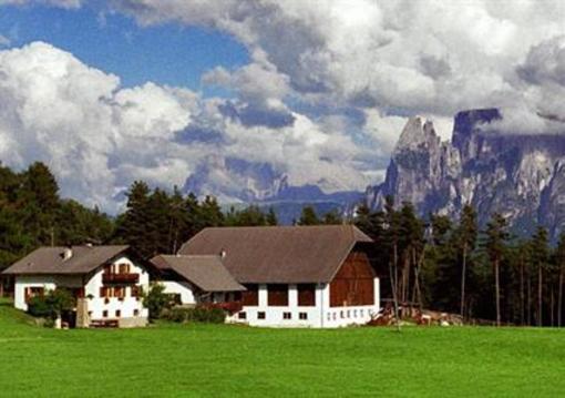 фото отеля Hotel Gasthof Hoelzerbraeu