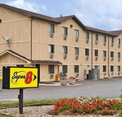 фото отеля Super 8 Motel Peru