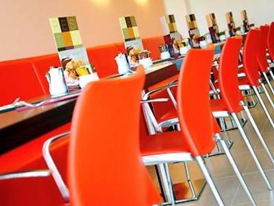 фото отеля Ibis Hotel Gloucester