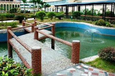 фото отеля Golden Century Holiday Hotel