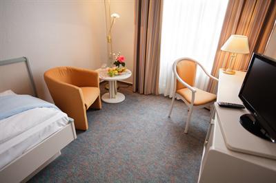 фото отеля Hotel Villa Am Kurpark