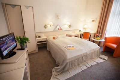 фото отеля Hotel Villa Am Kurpark