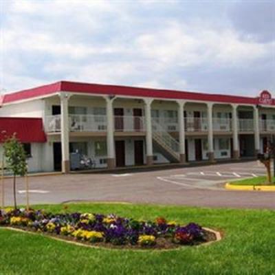 фото отеля Red Carpet Inn & Suites Culpeper