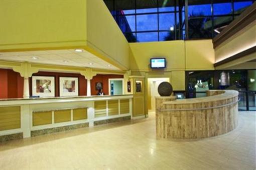 фото отеля Crowne Plaza Jacksonville Airport Hotel