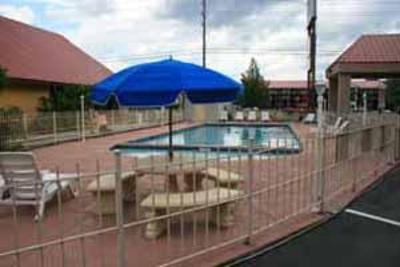 фото отеля Pigeon Forge Inn & Suites
