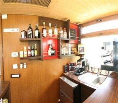 фото отеля Hotel Plutitor Serano