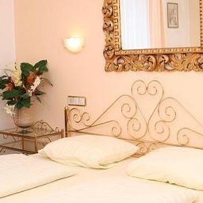 фото отеля Hotel Via Claudia