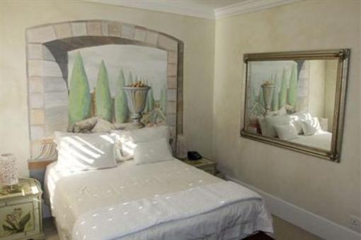 фото отеля Villa Tuscana Guest House Port Elizabeth