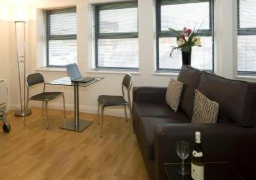 фото отеля Central House Quality Serviced Apartments