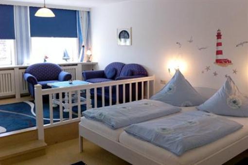 фото отеля Inselhotel Arfsten Wyk Auf Fohr