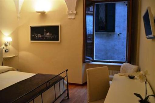 фото отеля B&B Quattro Cantoni