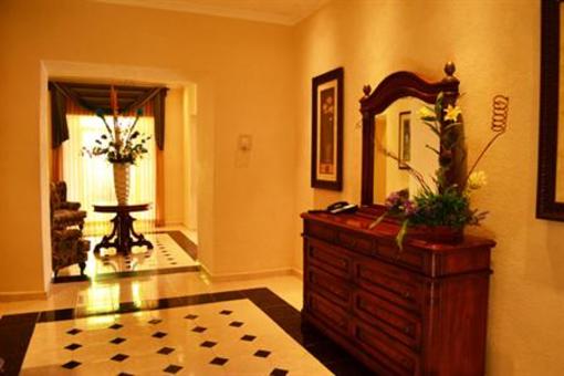 фото отеля Plaza Colonial Hotel Campeche