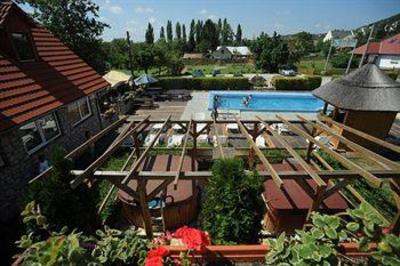 фото отеля Wellness Park Pension