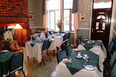 фото отеля Peakdale Lodge Bed and Breakfast Glossop