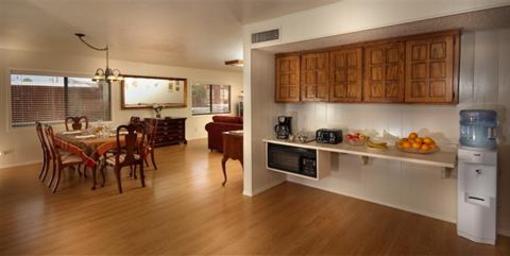 фото отеля Desert Rose Bed and Breakfast