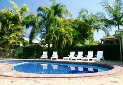 фото отеля Alex Beach Cabins & Tourist Park