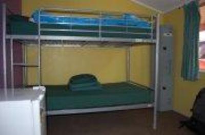 фото отеля Alice Lodge Backpackers