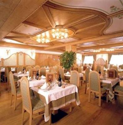 фото отеля Hotel & Club Gran Chalet Soreghes