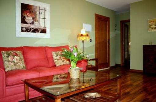 фото отеля Apartamentos Rurales El Horreo Miraflores de la Sierra