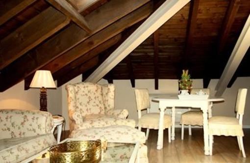 фото отеля Apartamentos Rurales El Horreo Miraflores de la Sierra