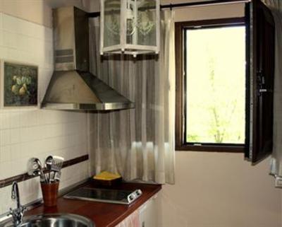 фото отеля Apartamentos Rurales El Horreo Miraflores de la Sierra
