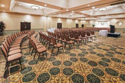 фото отеля Holiday Inn Norman