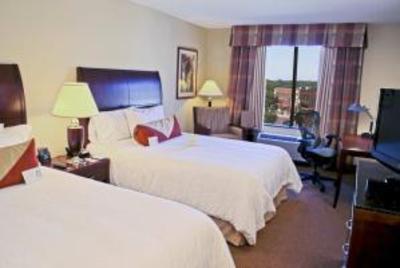 фото отеля Hilton Garden Inn Oaklahoma City Midtown