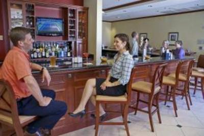 фото отеля Hilton Garden Inn Oaklahoma City Midtown