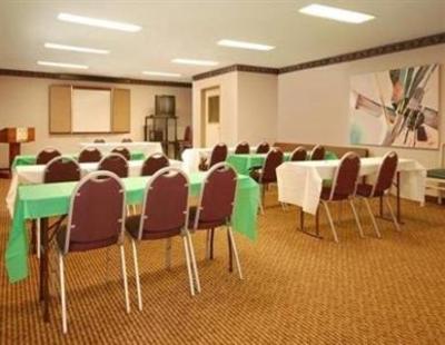 фото отеля Quality Suites Rockford