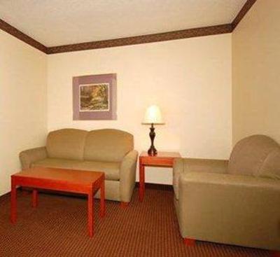 фото отеля Quality Suites Rockford