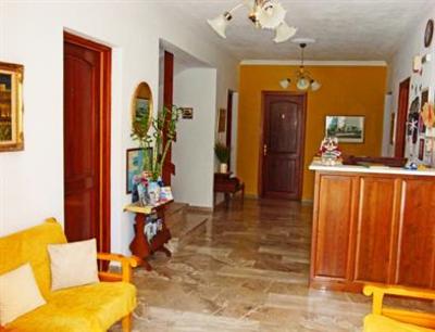 фото отеля Vassiliki Rooms Parikia