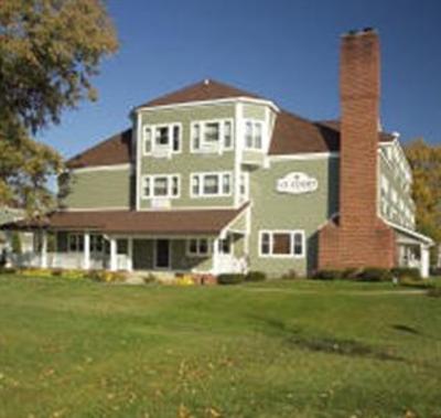 фото отеля Ivy Court Inn & Suites