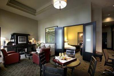 фото отеля Le Place d'Armes Hotel & Suites