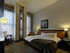 фото отеля Le Place d'Armes Hotel & Suites