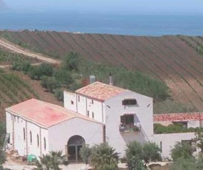 фото отеля Agriturismo Fattoria Manostalla - Villa Chiarelli