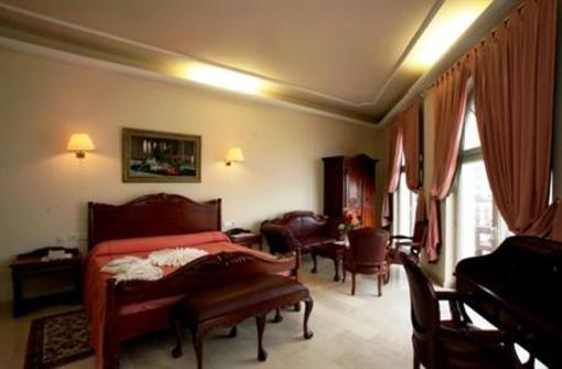фото отеля Grand Hotel Palladium