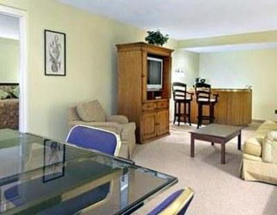 фото отеля Ramada Inn Blue Ridge