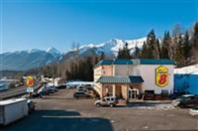 фото отеля Super 8 Fernie