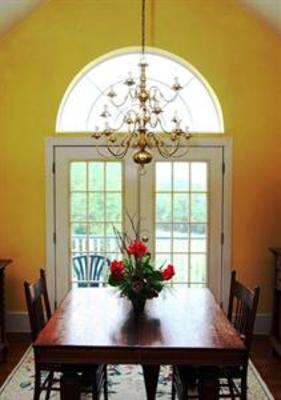 фото отеля Harmony Hill Bed & Breakfast