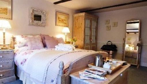 фото отеля Solley Farm House Bed & Breakfast Worth Deal