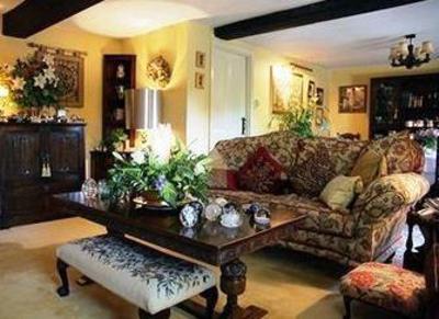 фото отеля Solley Farm House Bed & Breakfast Worth Deal