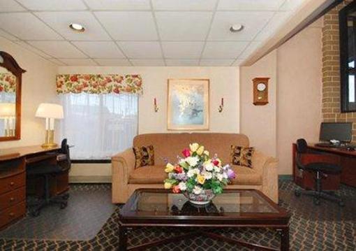 фото отеля Comfort Inn West Mechanicsburg